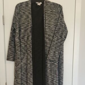 Women's Black and Gray Sweater